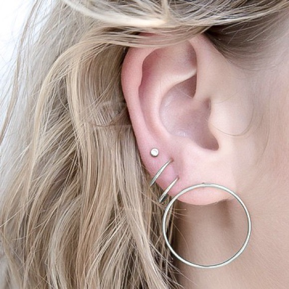 Jewelry - Silver Hollow Circle Stud Earrings